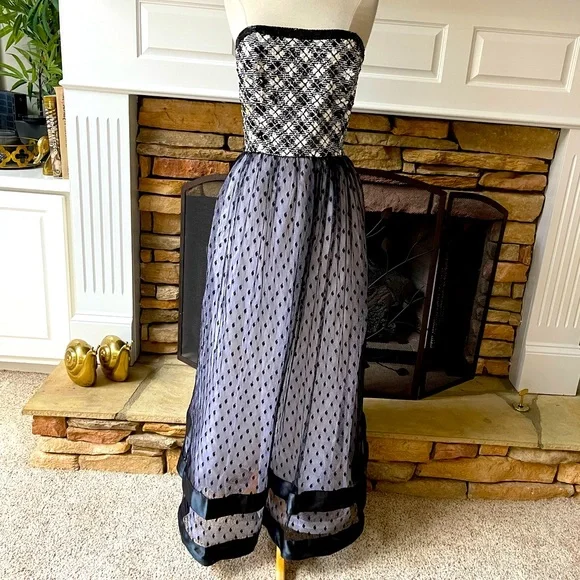 Vintage | Dresses | Vintage 5s Style Bill Blass Evening Dress Strapless  Size 4 Or Large | Poshmark